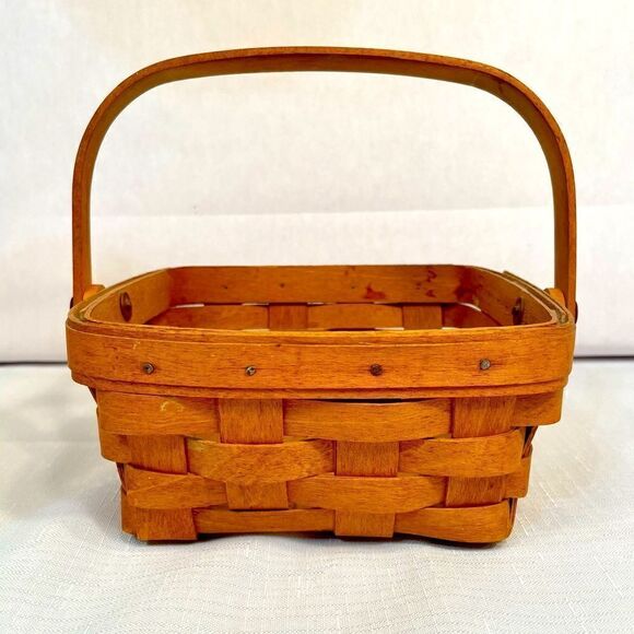 VINTAGE 5” LONGABERGER BERRY BASKET 1995 - Picture 1 of 5